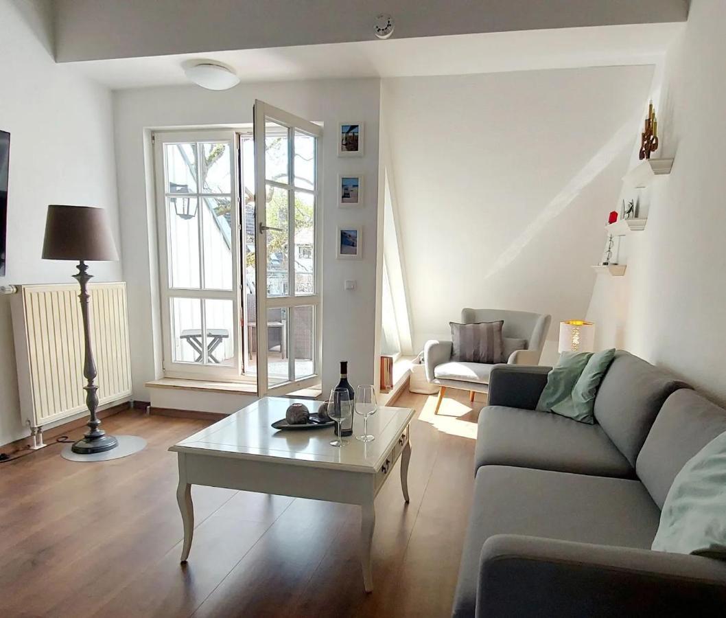 Hochwertige Ferienwohnung Direkt Am Wasser Mit Balkon Greifswald Exterior foto